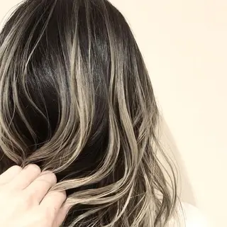 セミロング カラー 髪質改善カラー韓国風 レイヤーtudaのヘアスタイル