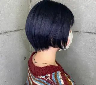 ショート カラー ハイトーン🤍 古江 実夢のヘアスタイル