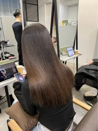 ロング パーマ 🍒モテ暖色カラー × うる艶✧ ゆなのヘアスタイル