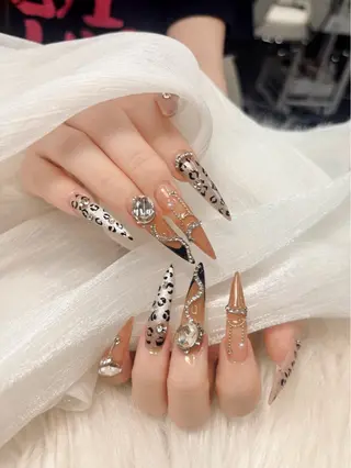 ネイル Julie NailSalonのネイルデザイン