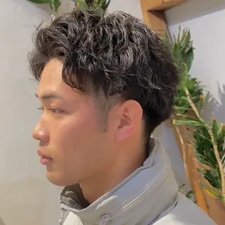 ショート パーマ メンズ ナツハラ サトシのヘアスタイル