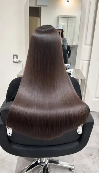 ロング 🫧とぅるん艶髪🫧 透明感カラー×猿渡のヘアスタイル