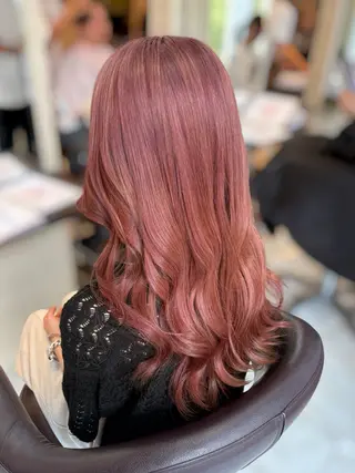 ロング 🧸HARUNA 艶髪✨透明感🫧のヘアスタイル