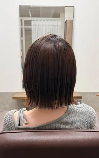 ショート 新宿3丁目大人サロン 🪽イケイリョウコのヘアスタイル