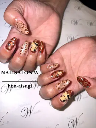 ネイル ネイルサロン ダブルのネイルデザイン