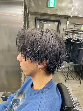 ショート カラー パーマ ヘアアレンジ メンズ 亀井隆汰/メンズ専門 パーマ/フェード可のヘアスタイル