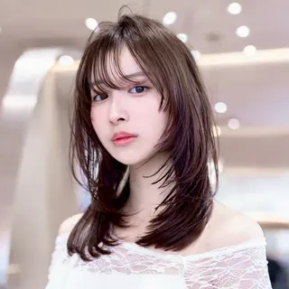 ミディアム 渋谷/韓国レイヤー ハッシュ/堅亘🟩のヘアスタイル