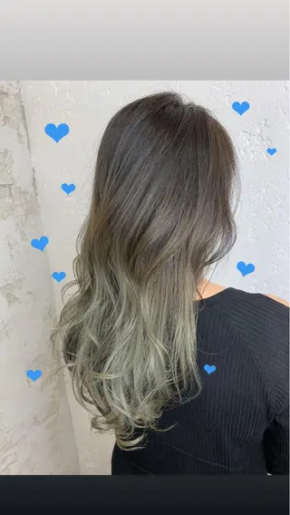 セミロング 🌈ハイライトカラー 🌈naokoのヘアスタイル