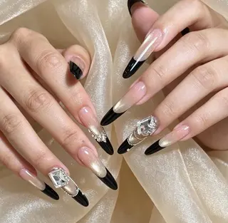 ネイル 🎀 KiKi_nailのネイルデザイン