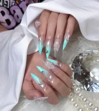 ネイル Lenie Nail Salonのネイルデザイン