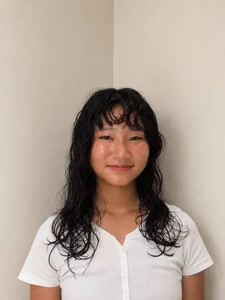 ロング パーマ 久野紗愛 【髪質改善 艶髪】のヘアスタイル