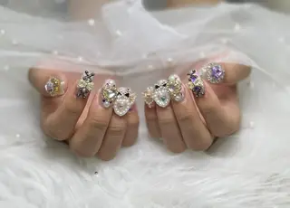 ネイル 💕リリ 🩷のネイルデザイン