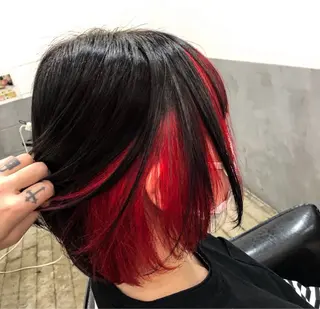 ショート カラー lore umeのヘアスタイル