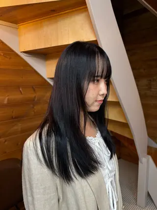 ロング カラー DEPT 西川もかのヘアスタイル