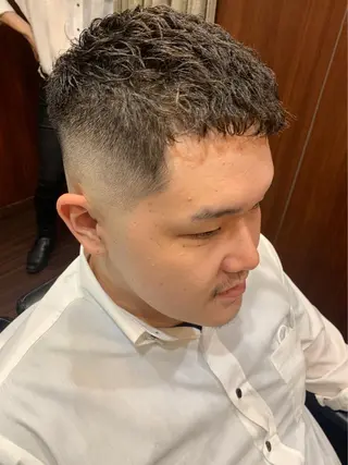 ショート 林田 龍明のヘアスタイル