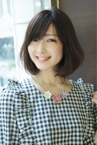 ショート カラー 癖毛女子が大変身✨ 美髪メイク美容師のヘアスタイル