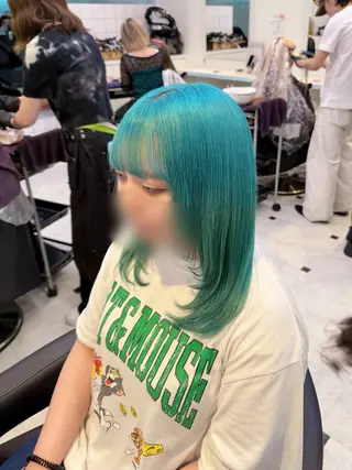 ミディアム カラー ブリーチカラー 🩵MIZUKIのヘアスタイル