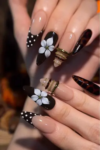 ネイル NiJi Nailsのネイルデザイン