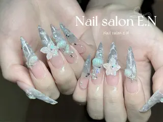 ネイル E.N🦋 長さ出し/持ち込みのネイルデザイン