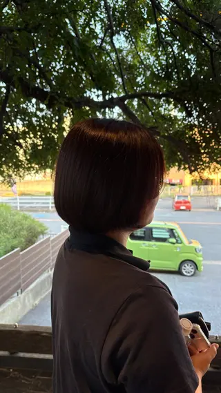 ショート カラー 池田 七海のヘアスタイル