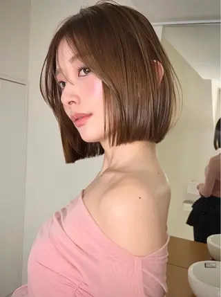 ショート カラー 小顔ボブ jilblanカホのヘアスタイル