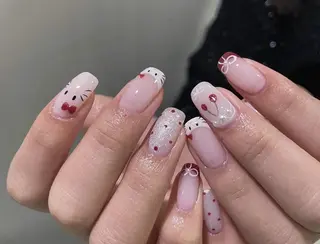 ネイル Pure&Rich Nailのネイルデザイン