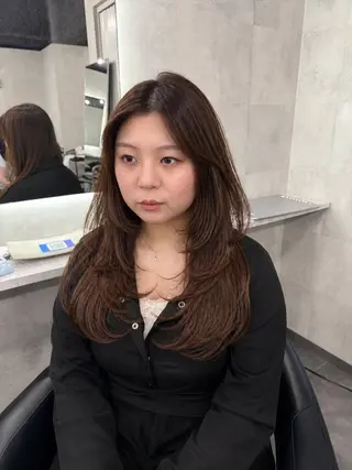 ロング 艶髪レイヤー AZUSAのヘアスタイル