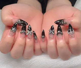 ネイル NAILS 168のネイルデザイン