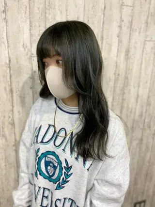 ロング 勝河 怜楊のヘアスタイル