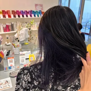 セミロング カラー 由比藤理子 ブリーチカラー🌈のヘアスタイル