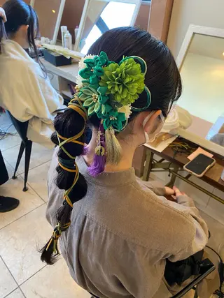 セミロング ヘアアレンジ 🌈髪質改善🌈 過去の1艶サラ体験✨のヘアスタイル