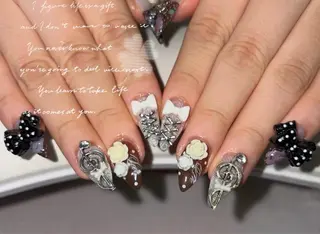 ネイル heaven 🤍 michiのネイルデザイン