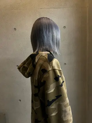 カラー ケアブリーチ特化 ハイトーンカラーのヘアスタイル