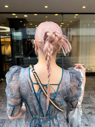 ロング ヘアアレンジ AKO .のヘアスタイル