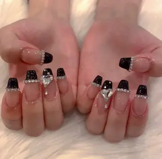 ネイル Tinaネイル 難波のネイルデザイン