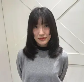 セミロング カラー 横浜|韓国レイヤー| 暖色カラー|まなとのヘアスタイル