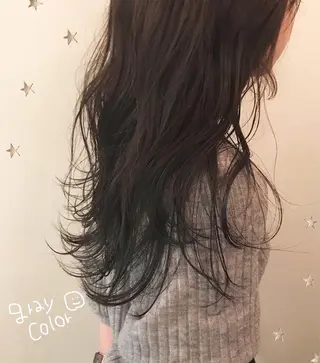 セミロング カラー 市川 千夏のヘアスタイル