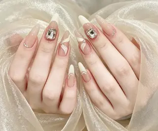 ネイル 🍑 momo_nailのネイルデザイン
