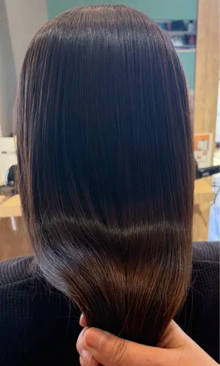 ロング ラプチャー 野牧歩果のヘアスタイル