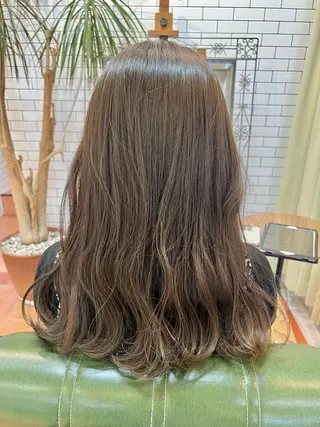 ロング カラー 石井 佑樹のヘアスタイル