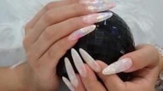 ネイル 💗🪽Tiary Nail🪽💗のネイルデザイン