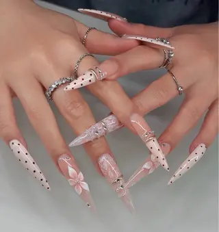 ネイル Lenie Nail Salonのネイルデザイン