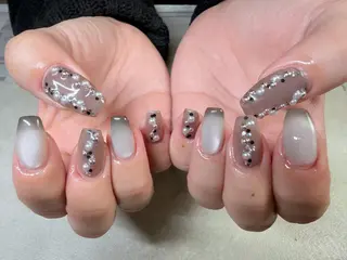ネイル risa .のネイルデザイン