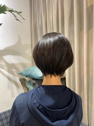ショート Greens Yokoのヘアスタイル