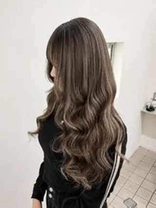 ロング ヘアアレンジ カラー エクステ¥5000 LuciAカラーのヘアスタイル