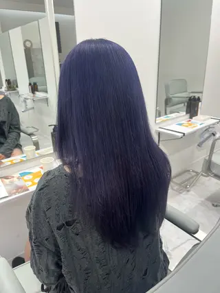 セミロング カラー ヘアアレンジ 🩶【推しハイトーン 】yuzu🩶のヘアスタイル