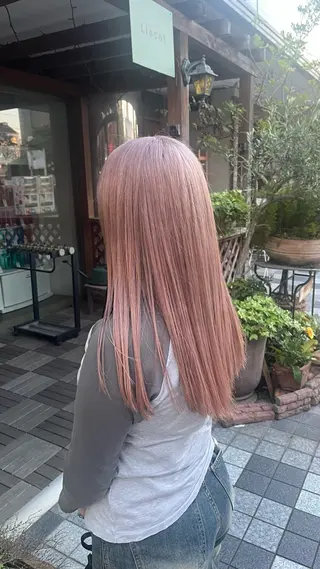 ロング 黒滝 真歩のヘアスタイル