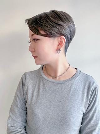 ショート カラー 川間 将彦のヘアスタイル