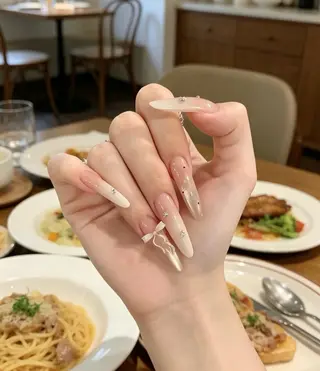 ネイル Luna Gladeのネイルデザイン