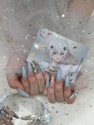 ネイル ベスティオーラ aineのネイルデザイン